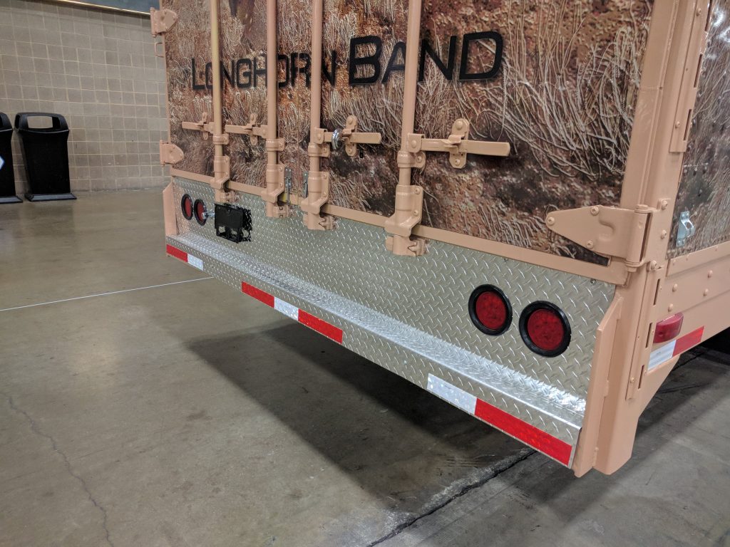 Custom Diamond Treadplate Rear Bumper for High School Marching Band Equipment Semi Trailer