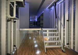 Traditional Rear view of Clubhouse Trailer Marching Band Semi Trailer